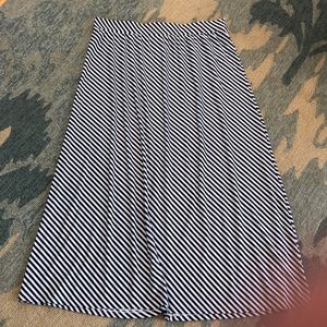 Maxi skirt navy and white diagonal stripe